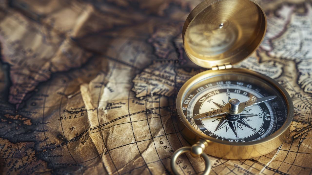 compass and map (freepix)